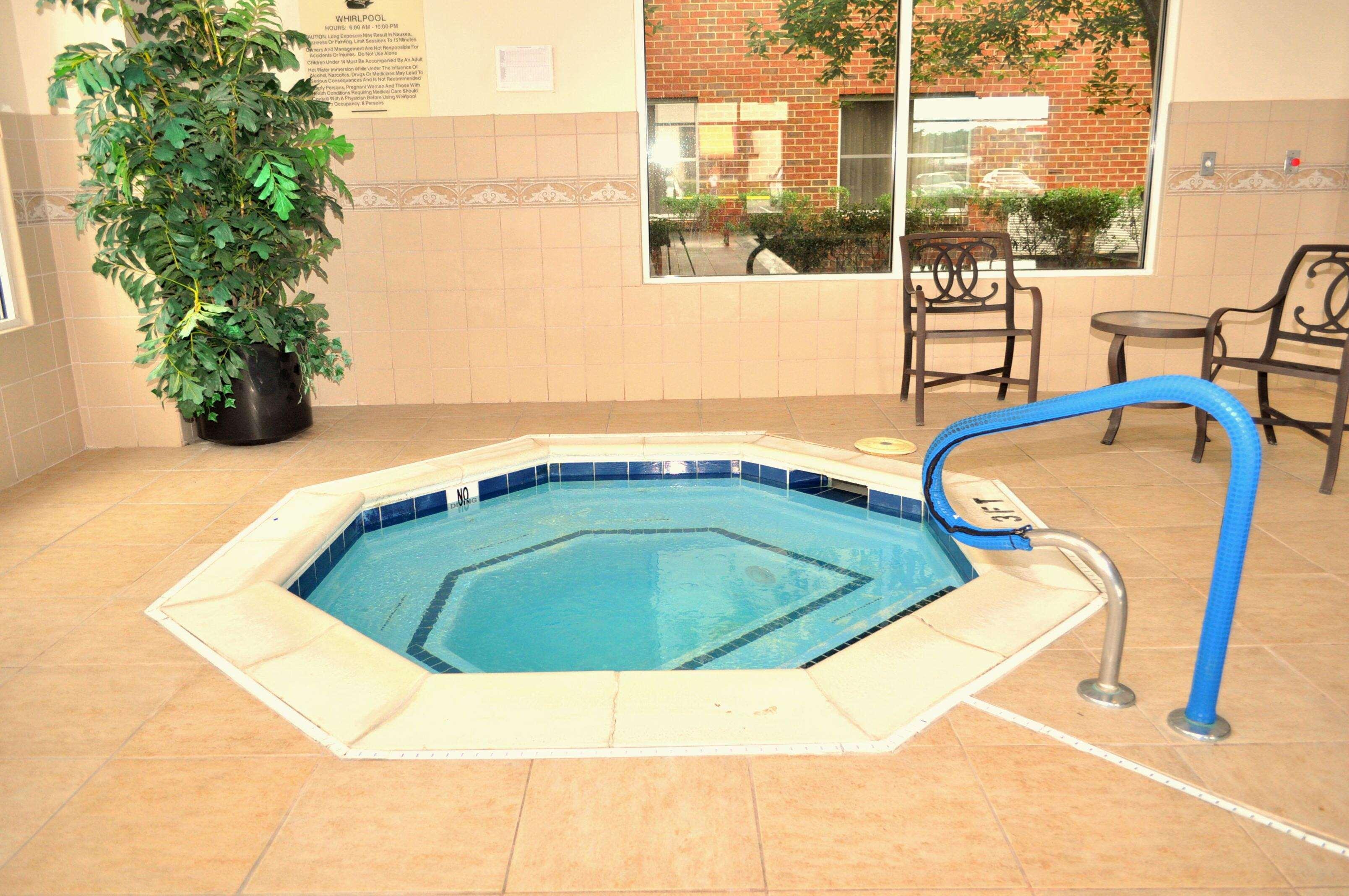 Hotel Homewood By Hilton Richmond - Airport