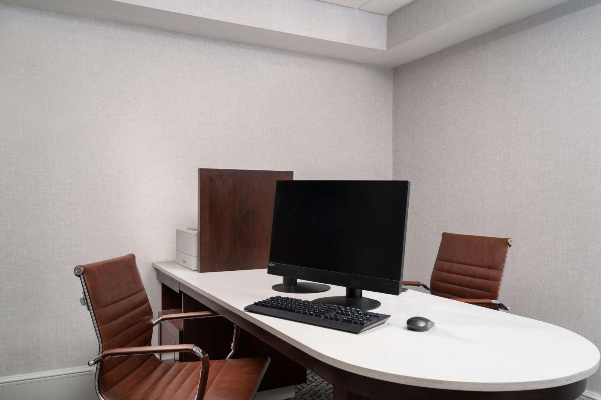 Hotel Homewood By Hilton Richmond - Airport Sandston