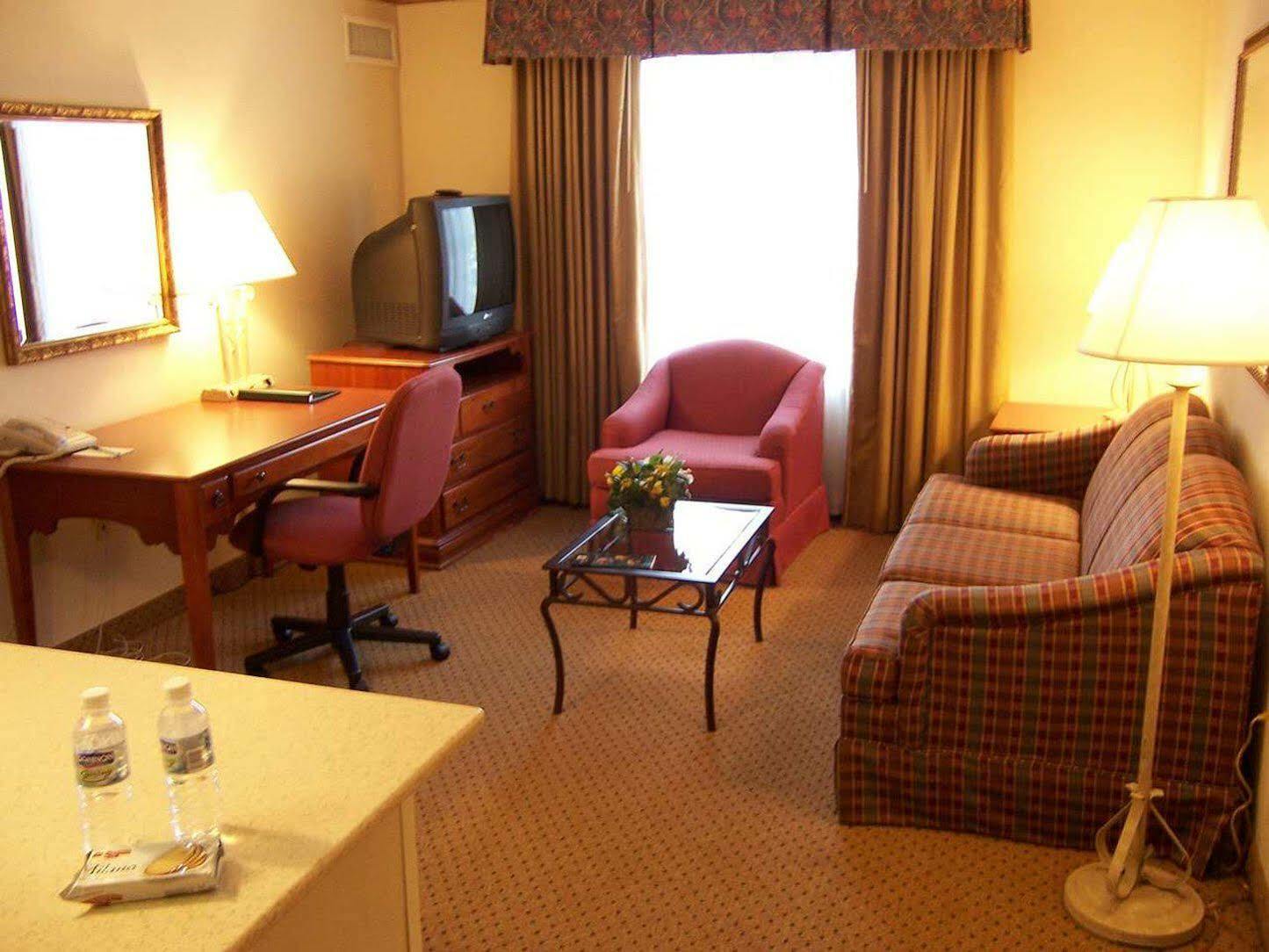 Homewood By Hilton Richmond - Airport